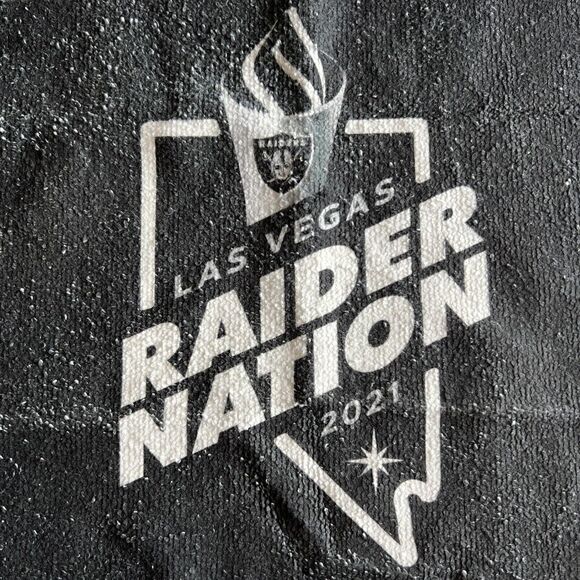 NFL Las Vegas Raider Nation 2021 Game 2 Rowdy Rag Towel Brand New - Picture 3 of 9